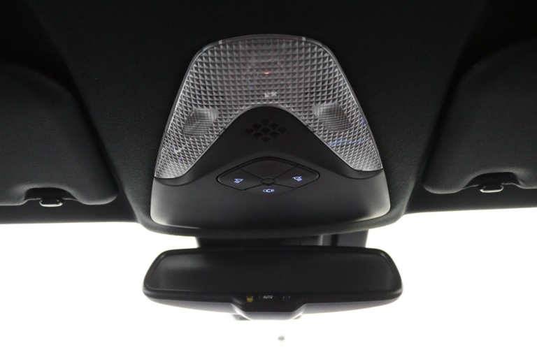 Toyota C-HR - 1.8 Hybrid Executive Ultimate 32