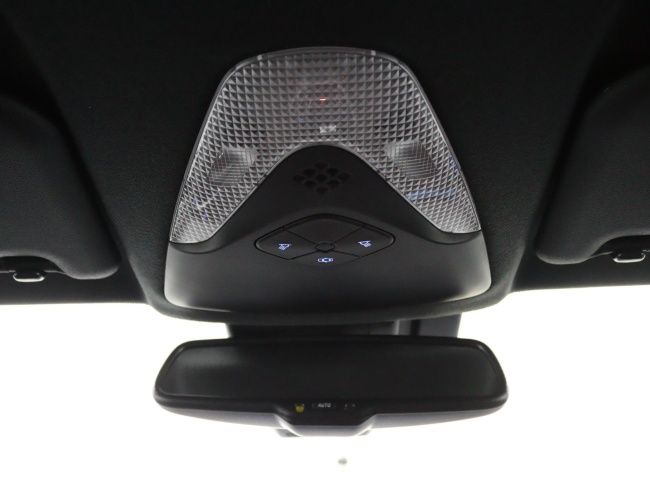 Toyota C-HR - 1.8 Hybrid Executive Ultimate