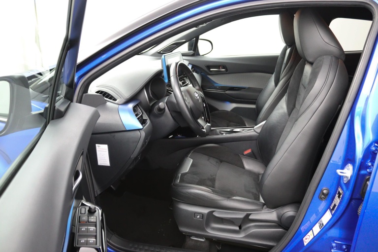 Toyota C-HR - 1.8 Hybrid Executive Ultimate 9