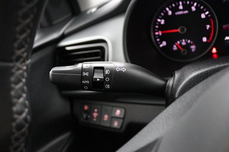 Kia Stonic - 1.0 T-GDi MHEV DynamicLine 25