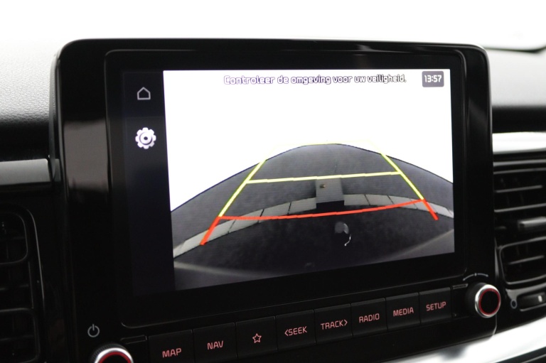 Kia Stonic - 1.0 T-GDi MHEV DynamicLine 8