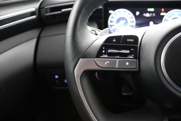 Hyundai Tucson - 1.6 T-GDI PHEV Comfort Smart 4WD 16