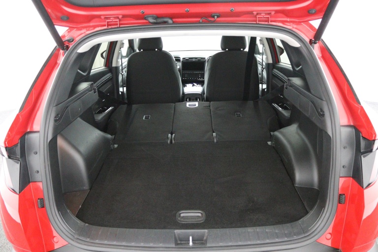 Hyundai Tucson - 1.6 T-GDI PHEV Comfort Smart 4WD 22