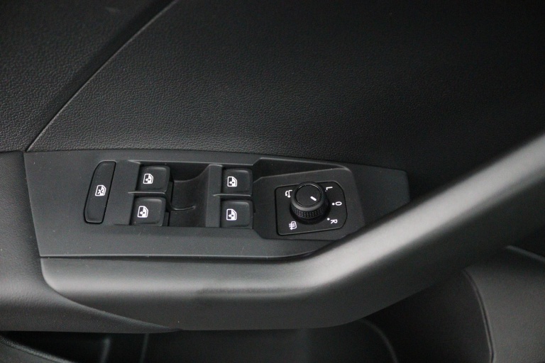 Volkswagen T-Cross - 1.0 TSI Life Edition 23