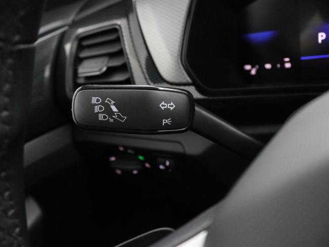 Volkswagen T-Cross - 1.0 TSI Life Edition