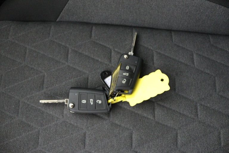 Volkswagen T-Cross - 1.0 TSI Life Edition 9