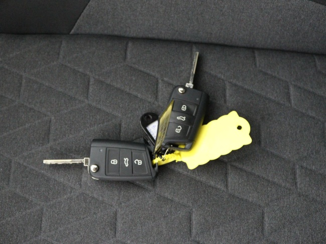 Volkswagen T-Cross - 1.0 TSI Life Edition