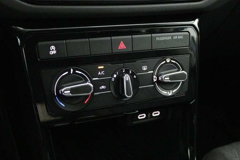 Volkswagen T-Cross - 1.0 TSI Life Edition 6