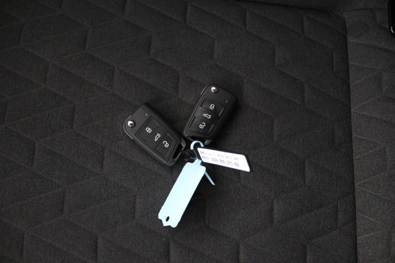 Volkswagen T-Cross - 1.0 TSI Life Edition 9