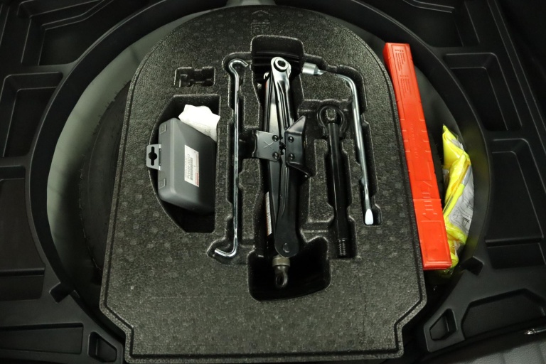 Toyota Corolla Cross - Hybrid 140 Dynamic 33