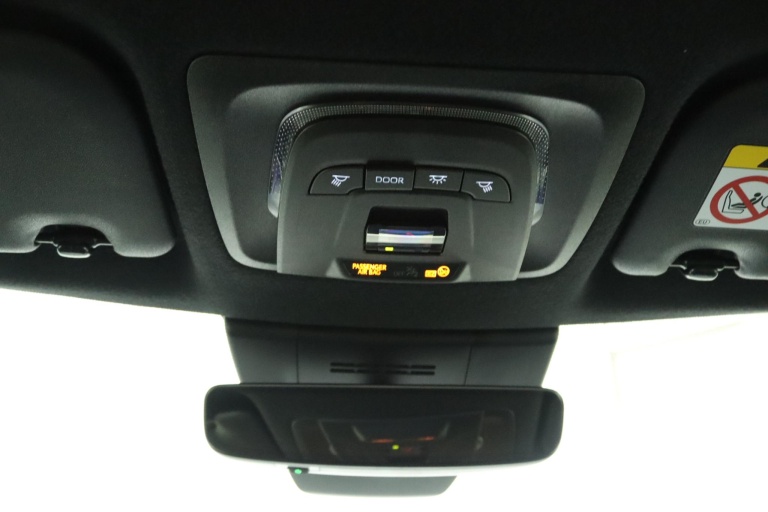 Toyota Corolla Cross - Hybrid 140 Dynamic 49