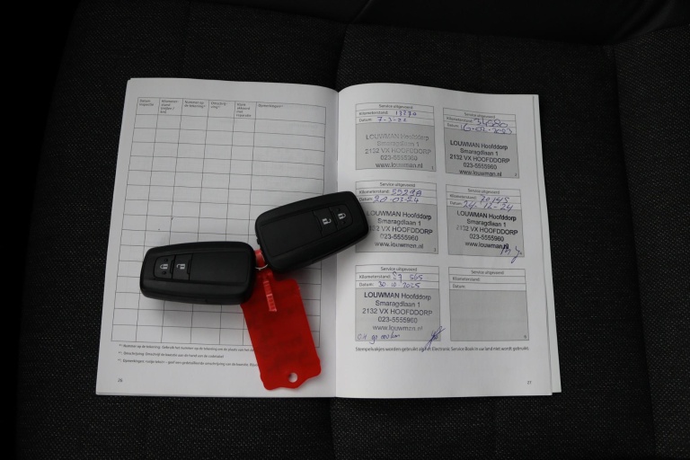 Toyota Corolla Touring Sports - 1.8 Hybrid Dynamic 11