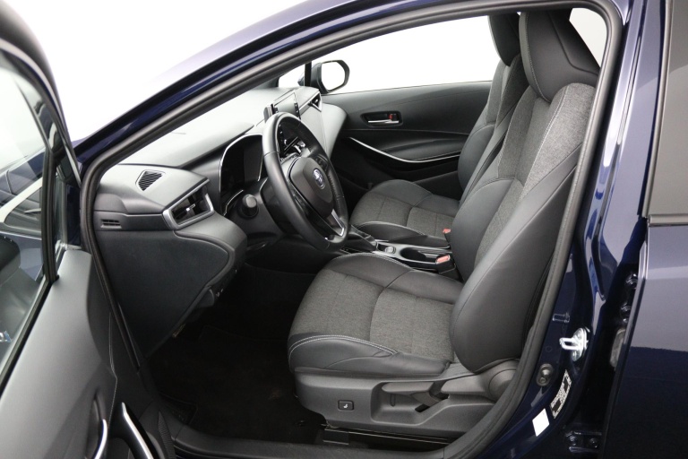 Toyota Corolla Touring Sports - 1.8 Hybrid Dynamic 17