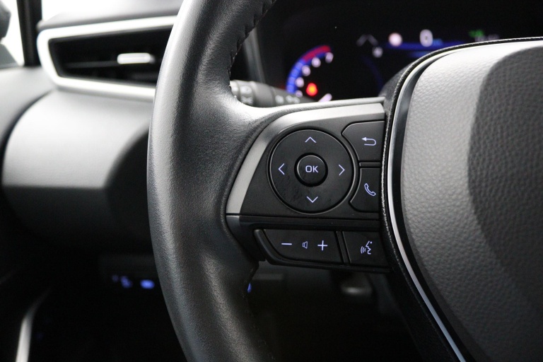 Toyota Corolla Touring Sports - 1.8 Hybrid Dynamic 19