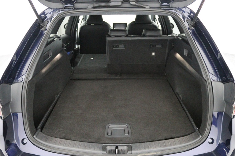 Toyota Corolla Touring Sports - 1.8 Hybrid Dynamic 24