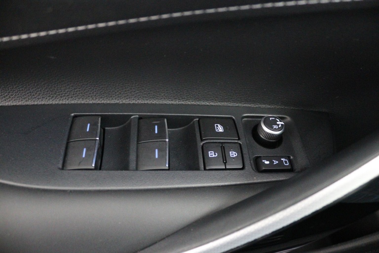 Toyota Corolla Touring Sports - 1.8 Hybrid Dynamic 27