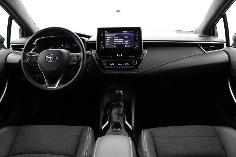 Toyota Corolla Touring Sports - 1.8 Hybrid Dynamic 4