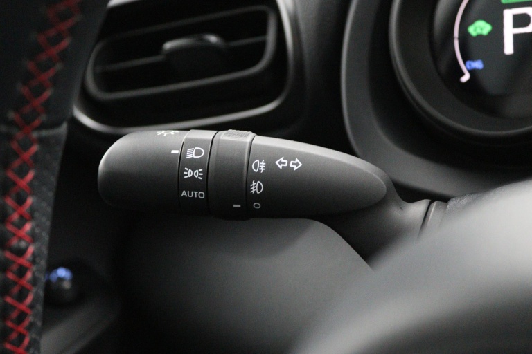 Toyota Yaris - 1.5 Hybrid GR Sport 26