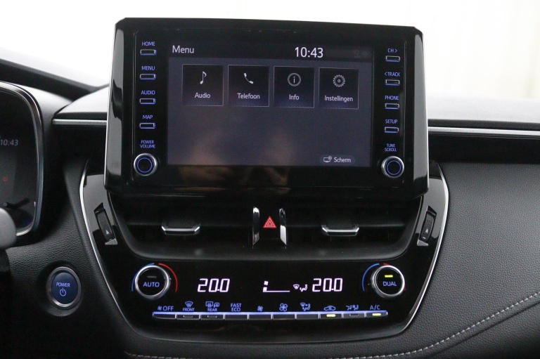 Toyota Corolla Touring Sports - 1.8 Hybrid Dynamic 17