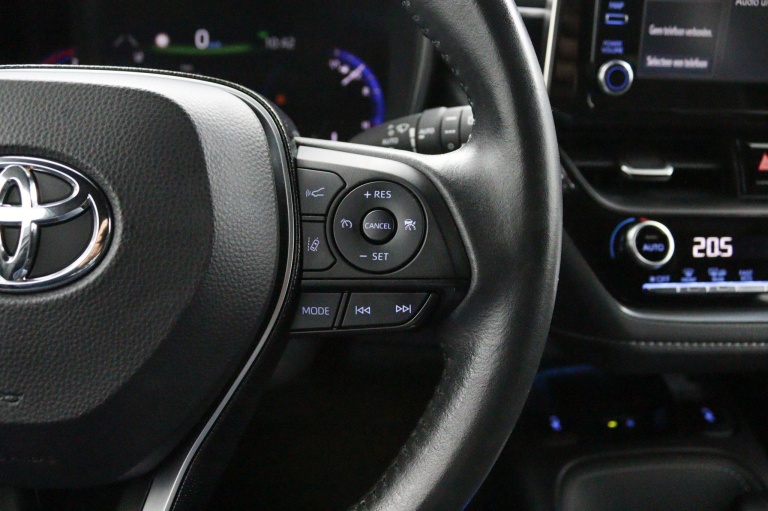 Toyota Corolla Touring Sports - 1.8 Hybrid Dynamic 20