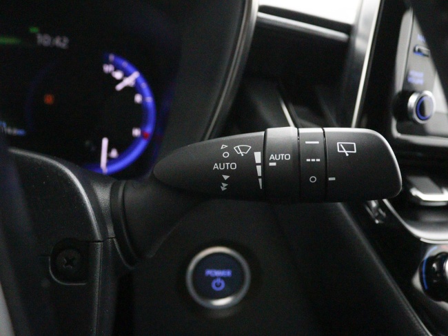 Toyota Corolla Touring Sports - 1.8 Hybrid Dynamic