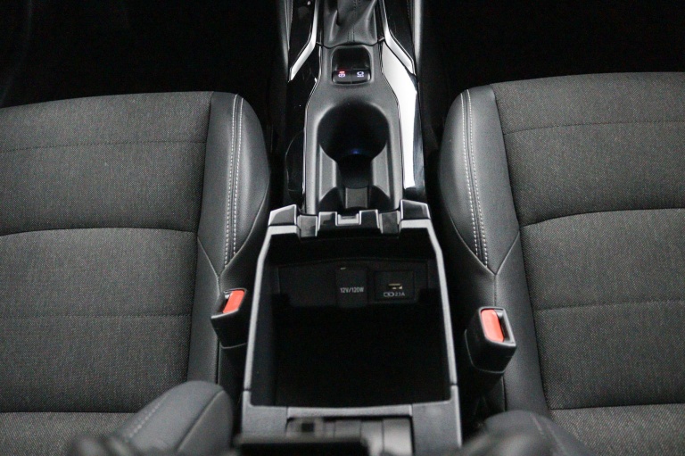 Toyota Corolla Touring Sports - 1.8 Hybrid Dynamic 27