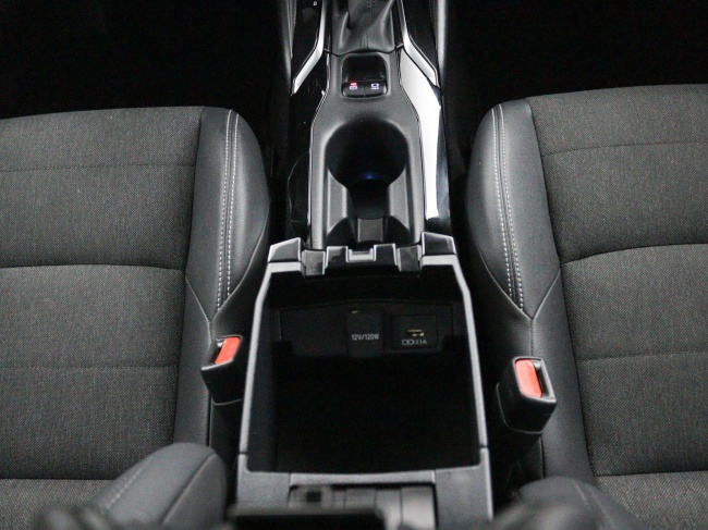 Toyota Corolla Touring Sports - 1.8 Hybrid Dynamic