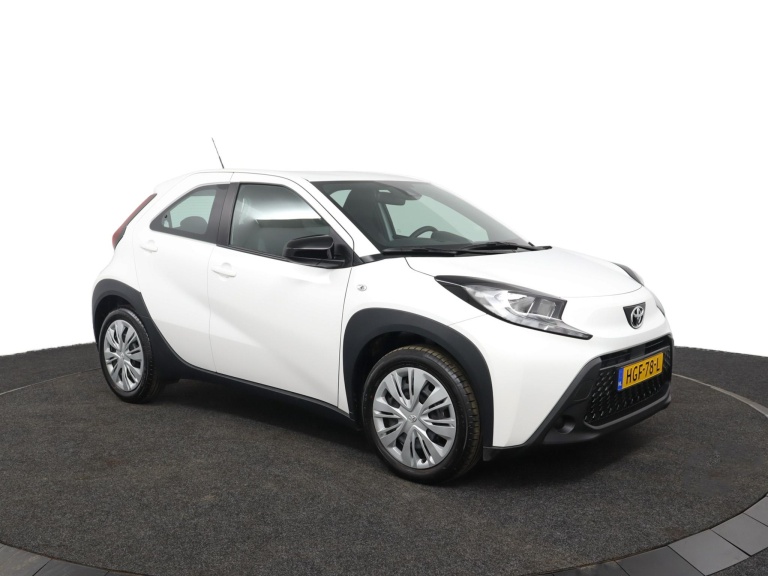 Toyota Aygo X - 1.0 VVT-i MT Play 14