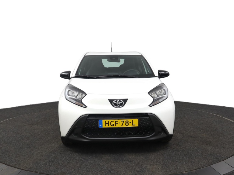 Toyota Aygo X - 1.0 VVT-i MT Play 16