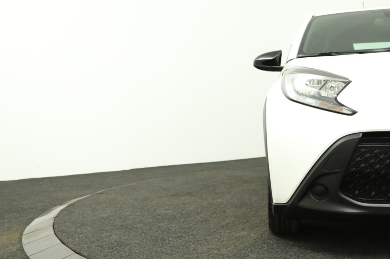 Toyota Aygo X - 1.0 VVT-i MT Play 35