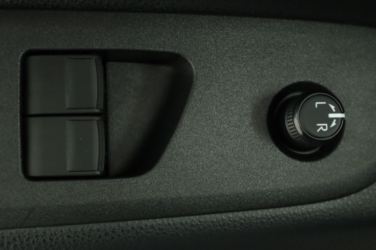 Toyota Aygo X - 1.0 VVT-i MT Play 39