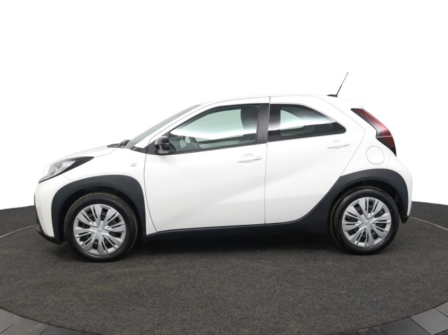 Toyota Aygo X - 1.0 VVT-i MT Play