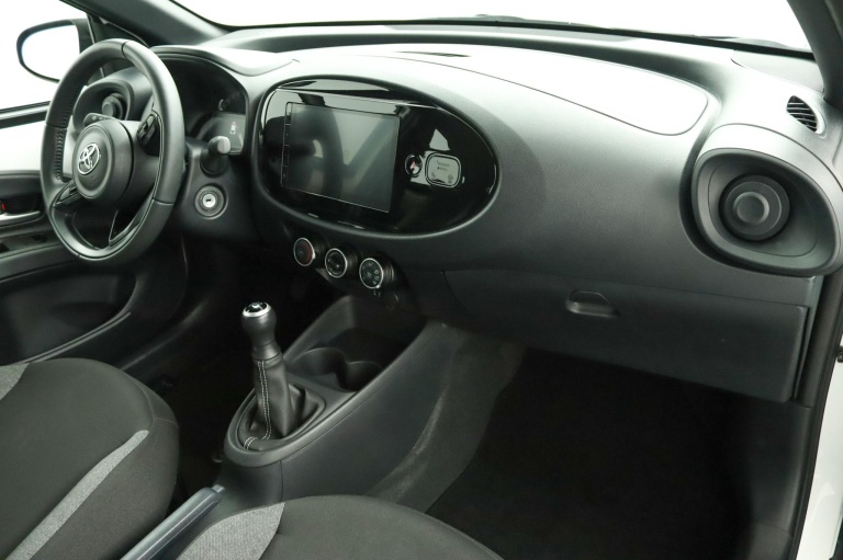 Toyota Aygo X - 1.0 VVT-i MT Play 43