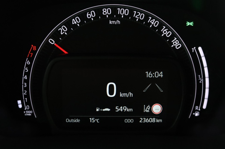 Toyota Aygo X - 1.0 VVT-i MT Play 44