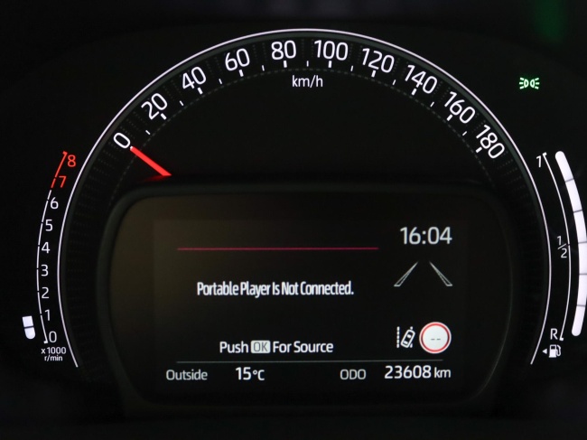 Toyota Aygo X - 1.0 VVT-i MT Play