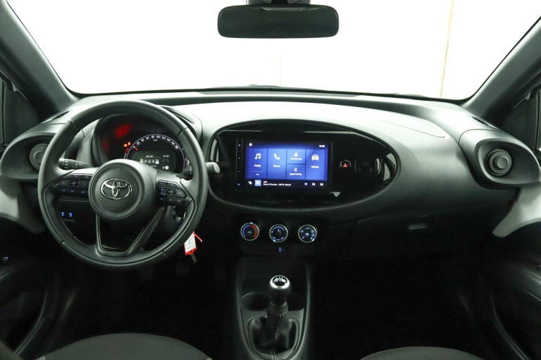 Toyota Aygo X - 1.0 VVT-i MT Play 59
