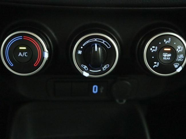 Toyota Aygo X - 1.0 VVT-i MT Play