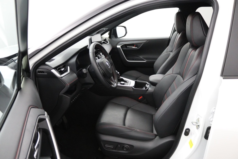 Toyota RAV4 - 2.5 Plug-in Hybrid AWD Bi-Tone Plus 17