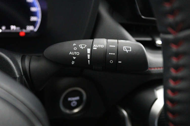 Toyota RAV4 - 2.5 Plug-in Hybrid AWD Bi-Tone Plus 31