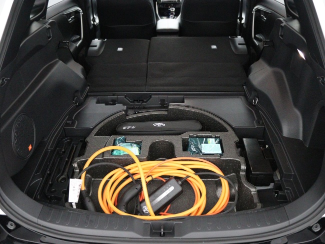 Toyota RAV4 - 2.5 Plug-in Hybrid AWD Bi-Tone Plus