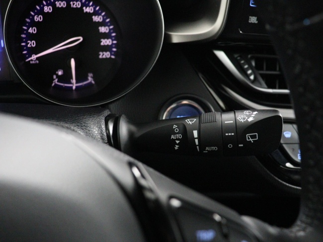 Toyota C-HR - 1.8 Hybrid Style