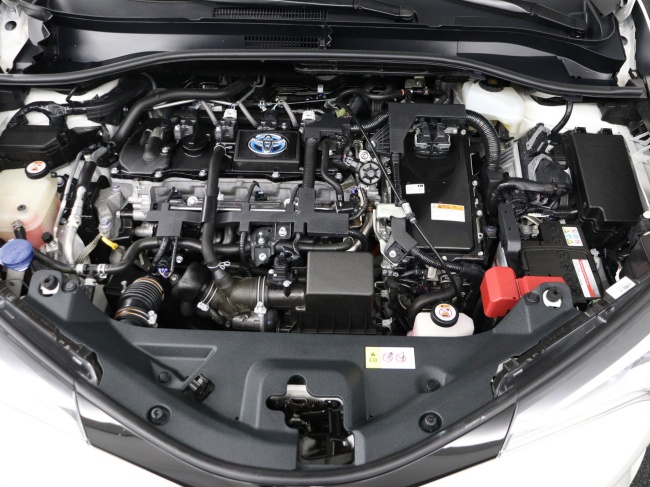 Toyota C-HR - 1.8 Hybrid Style