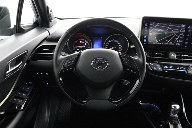 Toyota C-HR - 1.8 Hybrid Style 72