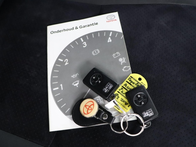 Toyota Auris - 1.8 Full Hybrid Executive