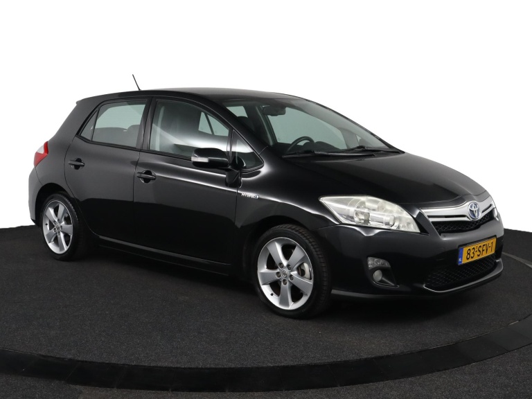 Toyota Auris - 1.8 Full Hybrid Executive 14