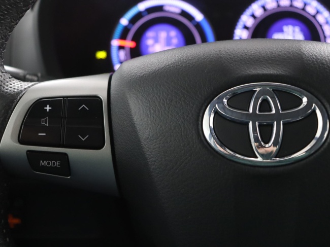 Toyota Auris - 1.8 Full Hybrid Executive