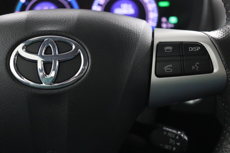 Toyota Auris - 1.8 Full Hybrid Executive 21