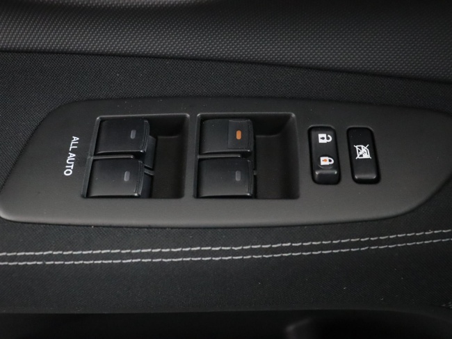 Toyota Auris - 1.8 Full Hybrid Executive