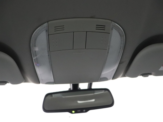 Toyota Auris - 1.8 Full Hybrid Executive