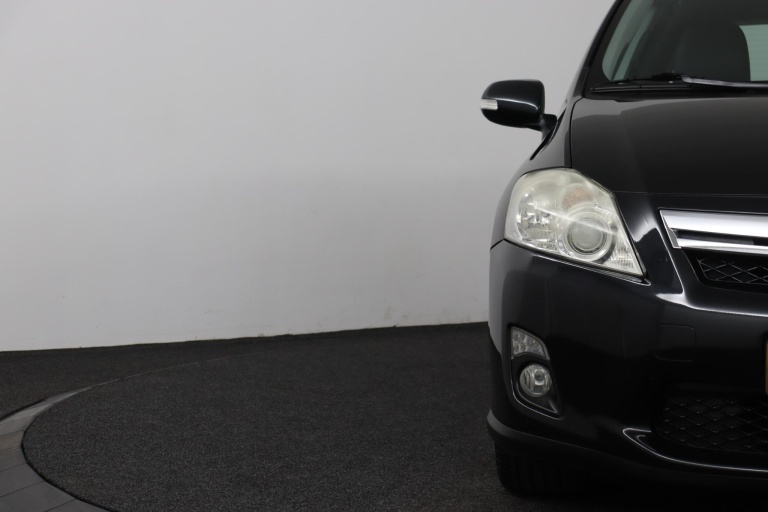 Toyota Auris - 1.8 Full Hybrid Executive 35